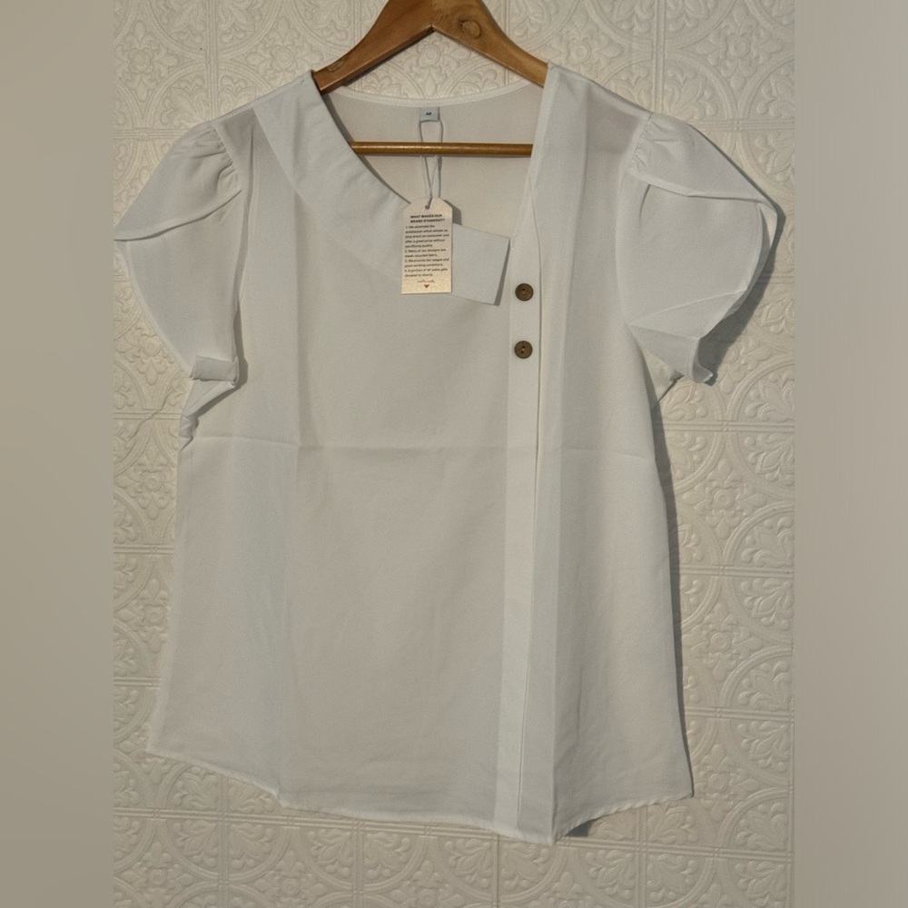 Boutique | Made with ❤️| Pullover blouse | Size Medium
